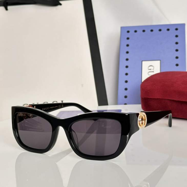Picture of Gucci Sunglasses _SKUfw79498441fw